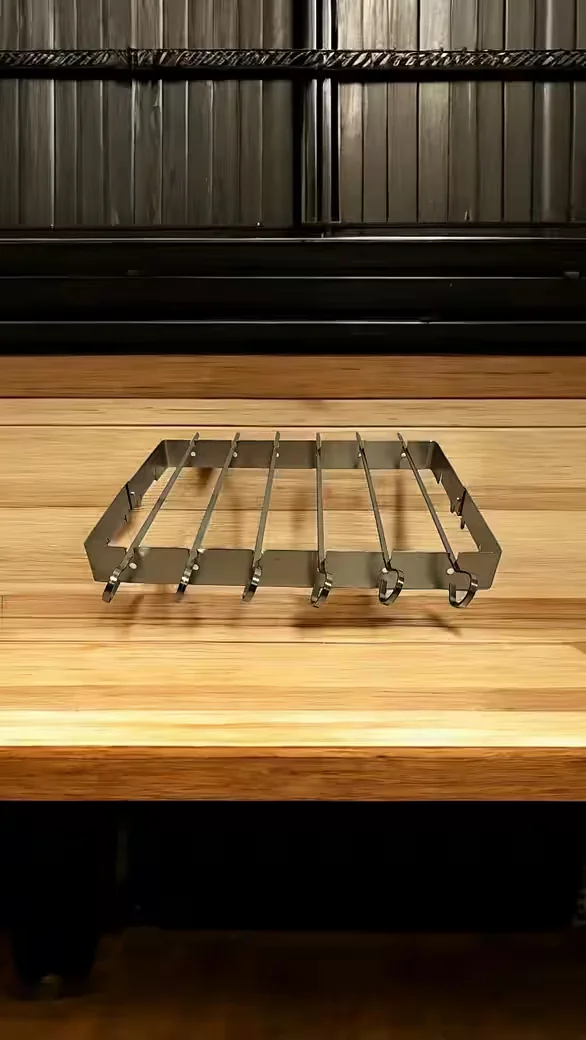 PREIS-SHOP24 BBQ Spießhalter Edelstahl mit 6 Grillspießen rostfrei