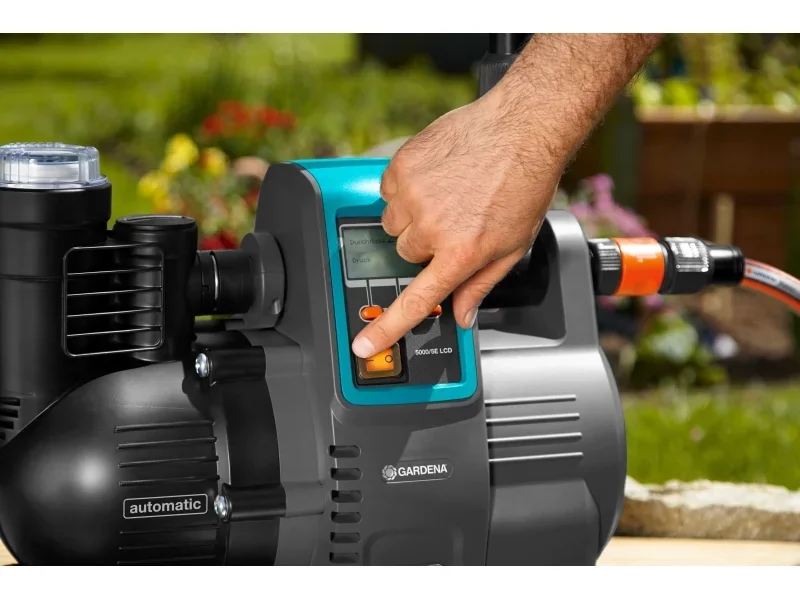 Gardena Garten- und Hauswasserautomat 5000/5 LCD, 1300 W, 5 bar