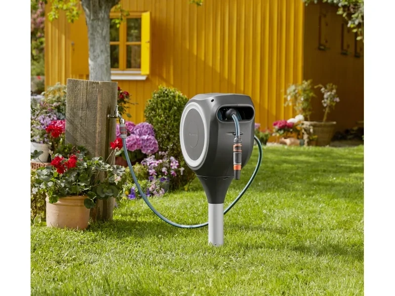 Gardena Gartenschlauchbox RollUp M mit Erdspieß, Aufrollautomatik